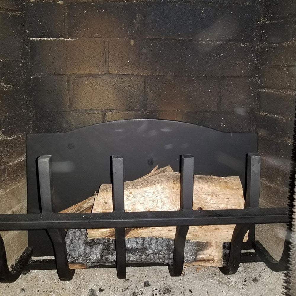 High-Efficiency Log Grate with Reflective Fireback