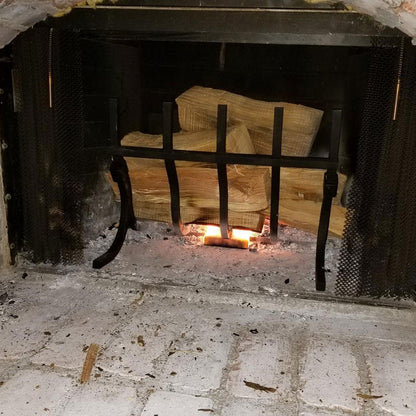 High-Efficiency Log Grate with Reflective Fireback