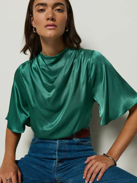 Nation Karine Cowl
