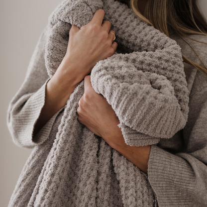 WAFFLE KNIT XL THROW BLANKETS