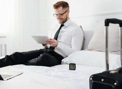 Travel Alarm with radio-controlled Clock and Indoor Temperature Display