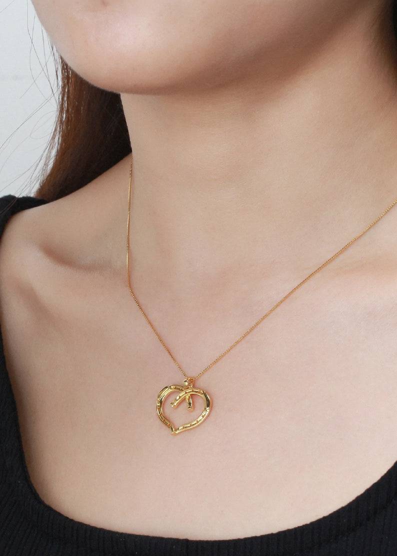 Saints and Saviors* Wild at Heart Horseshoe Necklace in Gold
